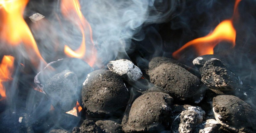 Москвич развел костер для шашлыков на балконе в ЖК «Новое Бутово»