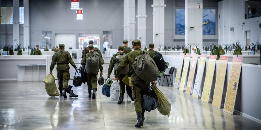 Правительство России утвердило форму повестки по мобилизации и правила ее вручения