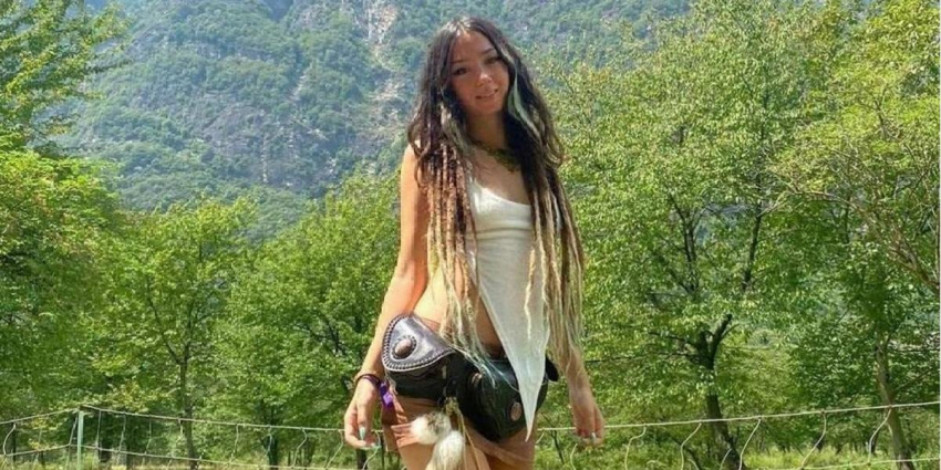 Похищенная в Израиле девушка выжила после нападения ХАМАС на фестиваль