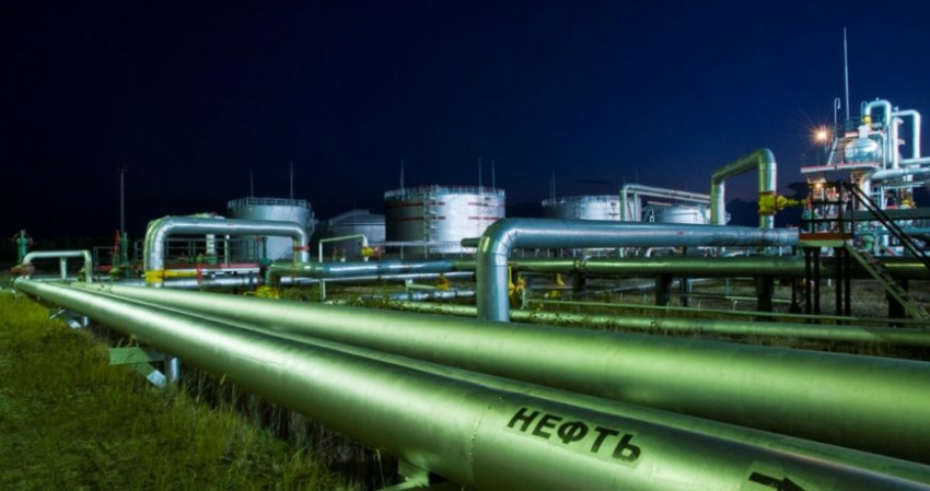 Россия обсуждает с Азербайджаном реверсивные поставки нефти через Троицк