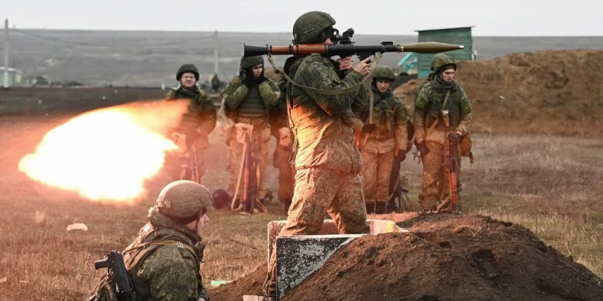 Военкор Сладков: ВС РФ продвигаются в районе Авдеевки, ВСУ используют Брэдли в Запорожье