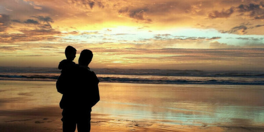 15 октября — День отца в России