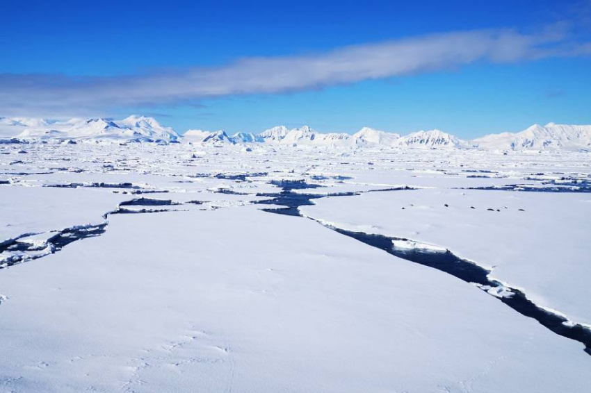 Под Антарктидой обнаружен «призрак» древнего речного ландшафта