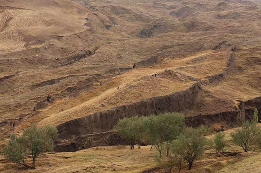 Археологи заявили, что камни и почва из турецкого кургана содержат руины Ноева ковчега