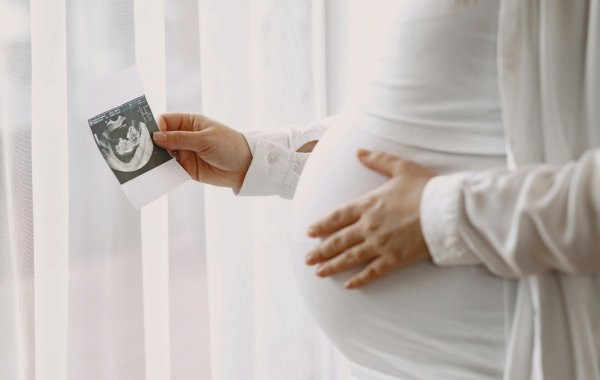 Сенатор Маргарита Павлова призвала девушек отказаться от высшего образования ради семьи