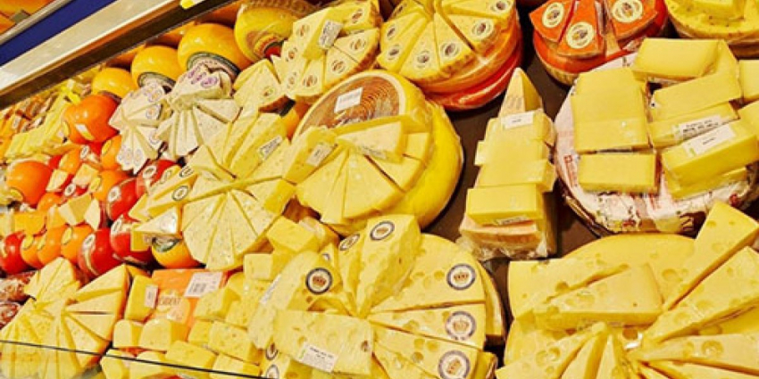 Роскачество опубликовало список марок сыра, в которых были обнаружены растительные жиры