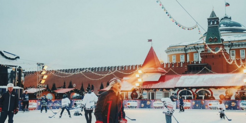 Сезон зимнего катания на коньках в Москве официально открыт!: Где кататься на коньках в Москве