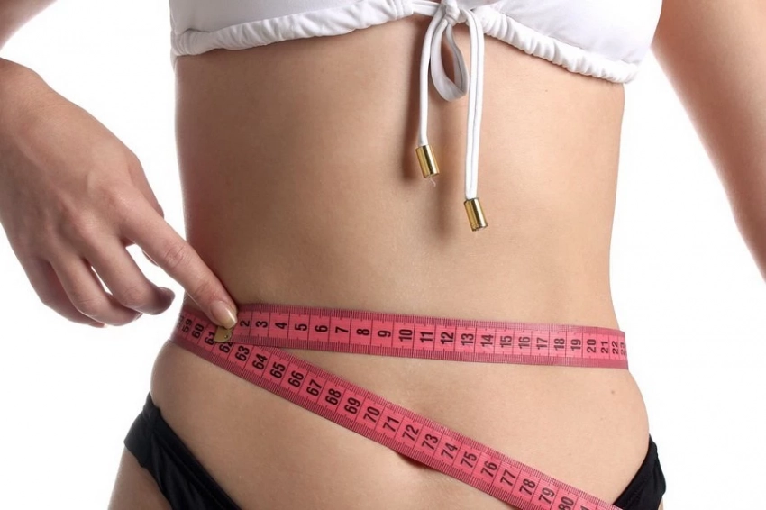 Названы 7 неочевидных помощников в борьбе с лишним весом в области талии