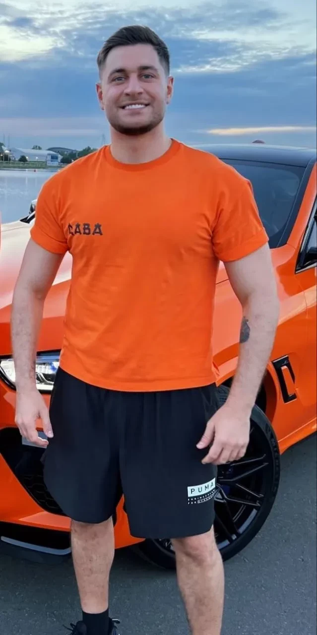 Мари Краймбрери и Дава, которые скоро станут родителями, поженились