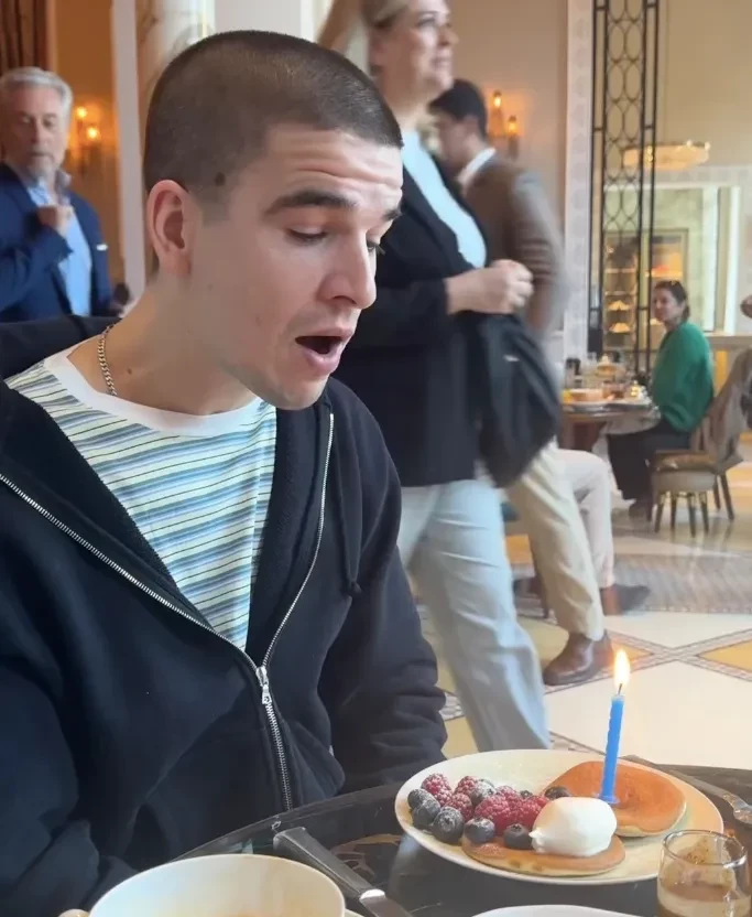 Саша Новикова поздравила Федука с днём рождения и показала семейные фото с дочерью