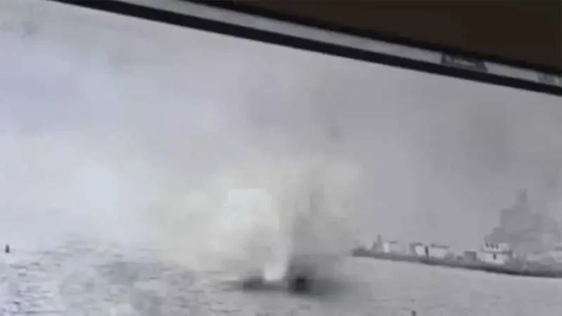 Самолёт радиоэлектронной разведки EA-18G Growler ВМС США упал в море в районе Сан-Диего