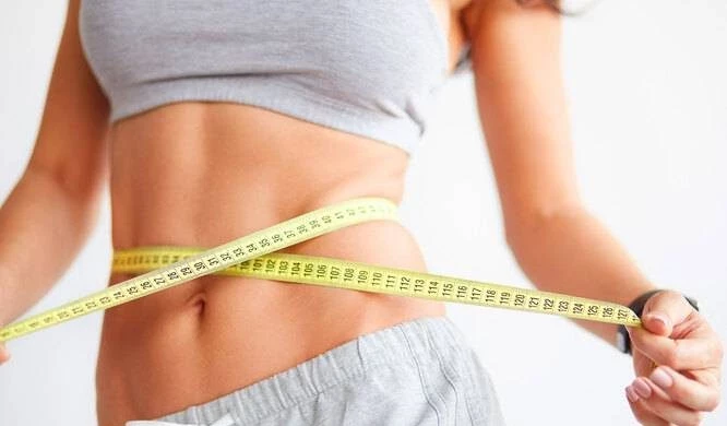 Не только для настроения: ученые рассказали, на что способен один бокал вина перед сном