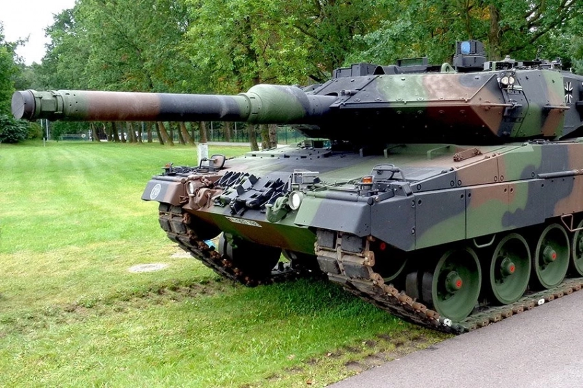 Ради ракет и танков европейцы прощаются с благополучием