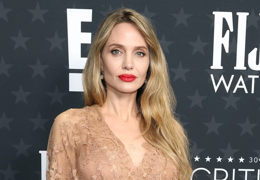 Анджелина Джоли, Кейт Хадсон, Ариана Гранде посетили премию Critics Choice Awards