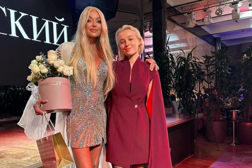 «Свадьба будет под стать моей»: Волочкова организует роскошную церемонию бракосочетания для дочери Ариадны