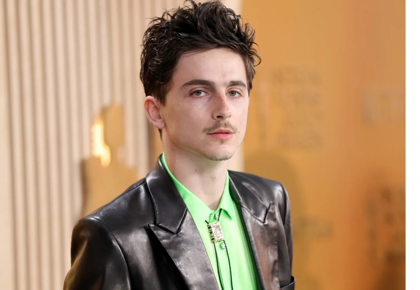 Тимоти Шаламе появился на SAG Awards без Кайли Дженнер после слухов о том, что она "испортила" его стиль