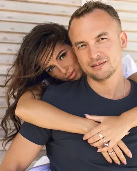 "Лились слёзы ручьём". Нюша рассказала о том, как переживала развод с Игорем Сивовым