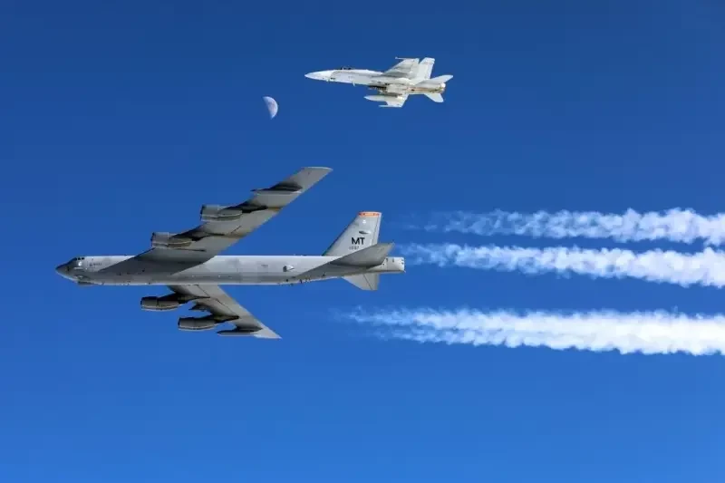 Американские бомбардировщики B-52 впервые сбросили бомбы на территории Финляндии