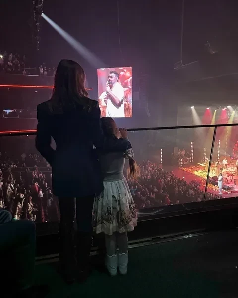 "Меня абьюзят по полной программе". Алексей Чумаков прокомментировал массовый хейт из-за его слов о жене Юлии Ковальчук, которой он бы "вдул"