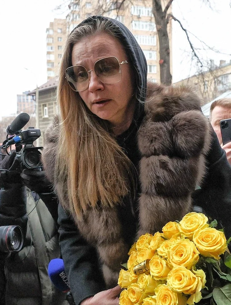 Внуки не приехали хоронить Ларису Голубкину: вот что случилось в церкви на отпевании