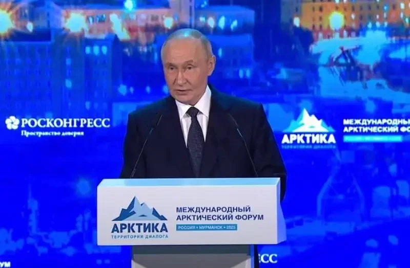 «Это не экстравагантные заявления Трампа»: Путин заявил о серьёзности намерений США присоединить Гренландию