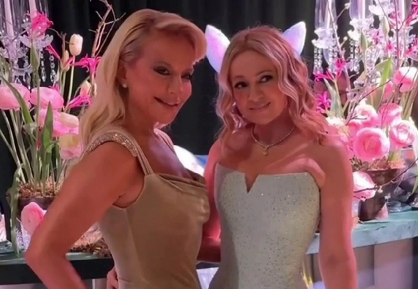 Виктория Шелягова, Яна Расковалова, Светлана Бондарчук, Ида Галич на 50-летии Яны Рудковской