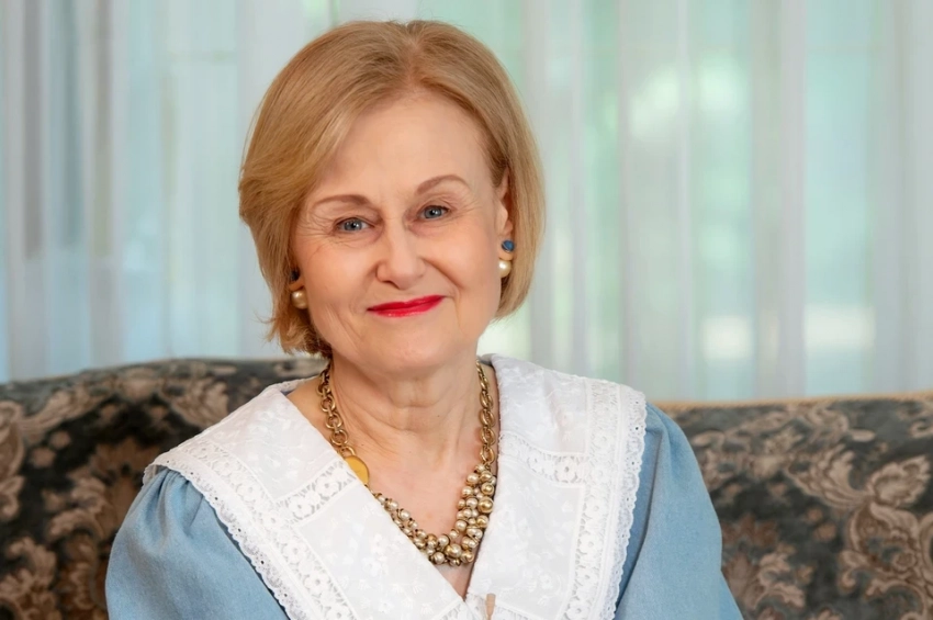 «Я много раз выходила замуж и каждый раз удачно»: Дарья Донцова про веру в Бога, мужей и онкологию