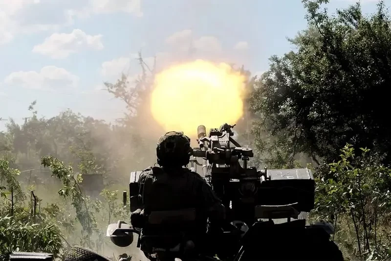 Зеленский не контролирует ВСУ, украинская армия в течение ночи неоднократно нарушала пасхальное перемирие - Минобороны