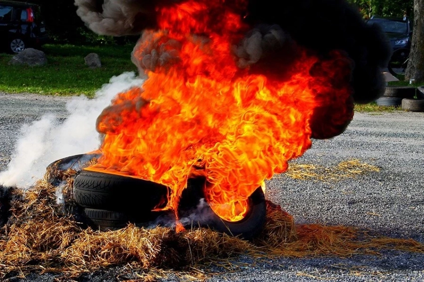 США запустили «цветные» технологии теперь и против самих себя