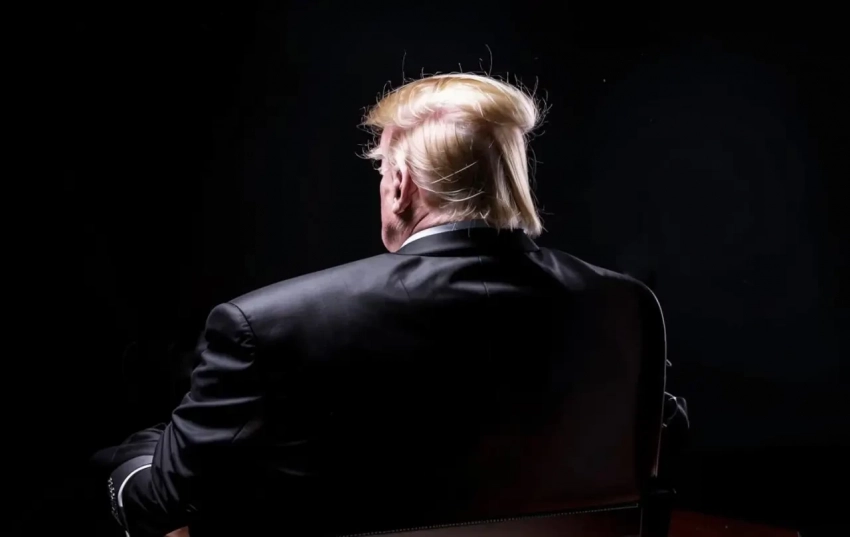 «Они не проявляют уважения»: Трамп в стиле «Крёстного отца» объяснил повышение пошлин против Китая до 125 процентов