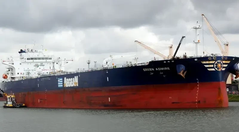 «Для проверки документов»: Россия впервые задержала вышедший из эстонского порта танкер