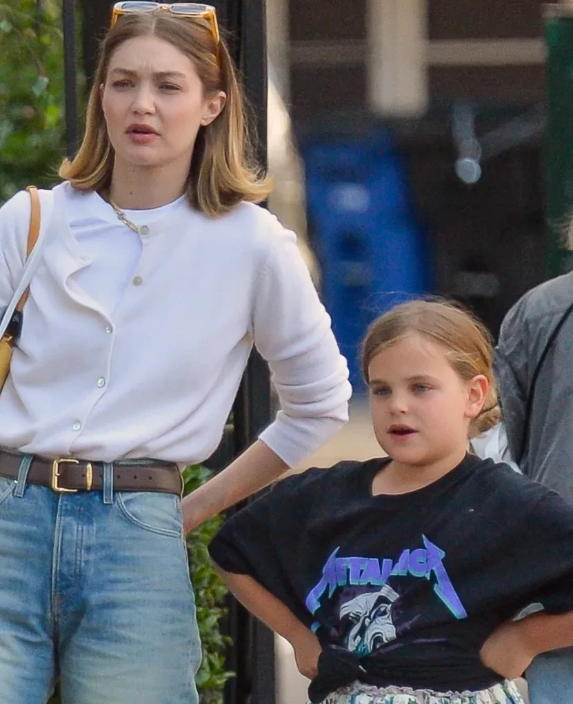 Джиджи Хадид впервые появилась на публике с дочерью Брэдли Купера