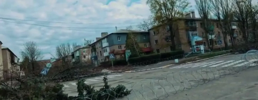 Противник признает бои в черте Покровска и тот факт, что ВС РФ вклинились в его оборону