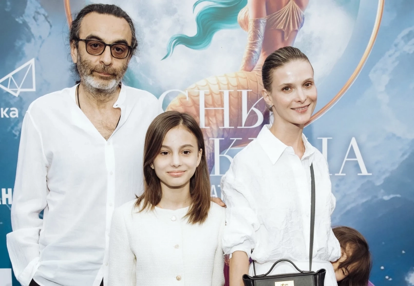 Светлана Иванова впервые за долгое время вышла в свет с мужем Джаником Файзиевым и детьми