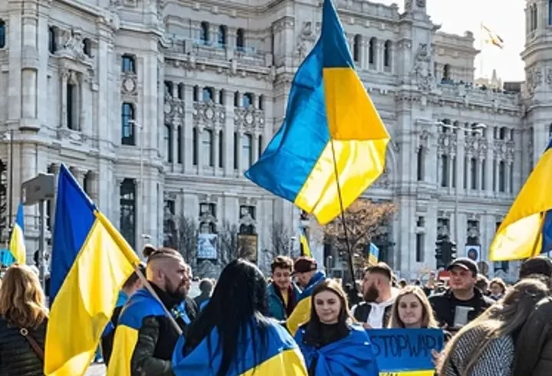 Количество украинских беженцев за границей продолжает расти и почти достигло семи миллионов