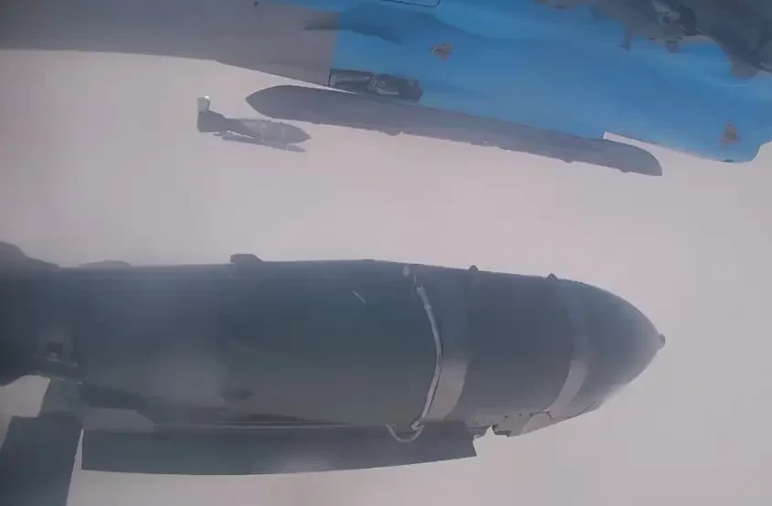 Российские бомберы активно двигают свой фронт на запад: удары по противнику на востоке Днепропетровской области наносятся всё чаще