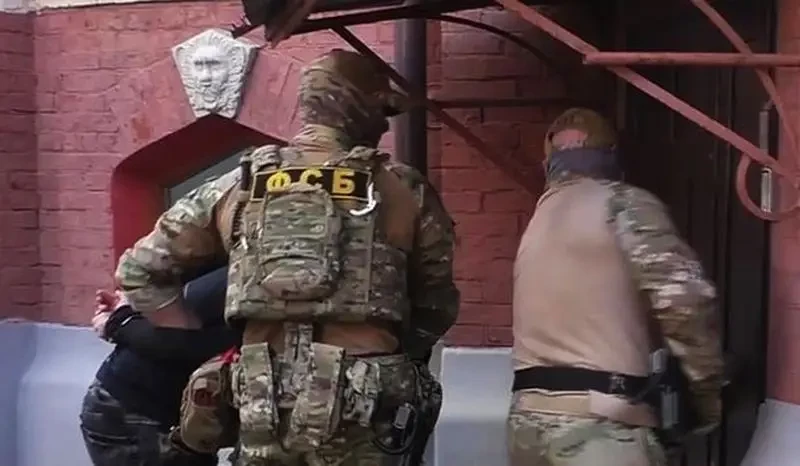 Сотрудники ФСБ предотвратили теракт на оборонном предприятии в Подмосковье, взяв двух украинских агентов