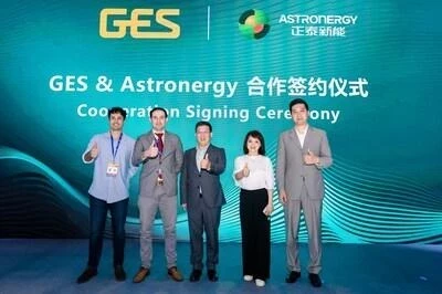 Astronergy получает первый глобальный заказ на ASTRO N8 с GES Siemsa 