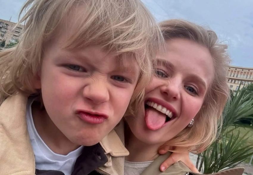 Александра Бортич показала новые фото и видео с сыном