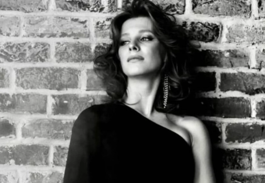 Елизавета Арзамасова снялась в образе "роковой красотки"