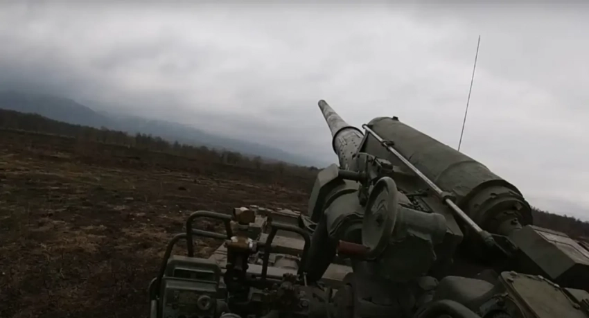 Сообщается, что гарнизон противника в районе посёлке Шевченко ДНР заблокирован нашими штурмовиками