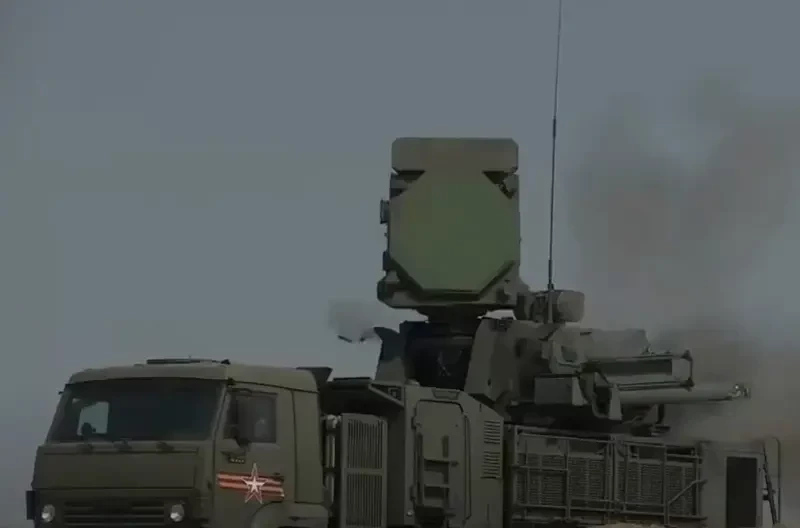 Противник предпринял атаки Ростовской и Саратовской областей с применением БПЛА, временно не работает аэропорт Саратова