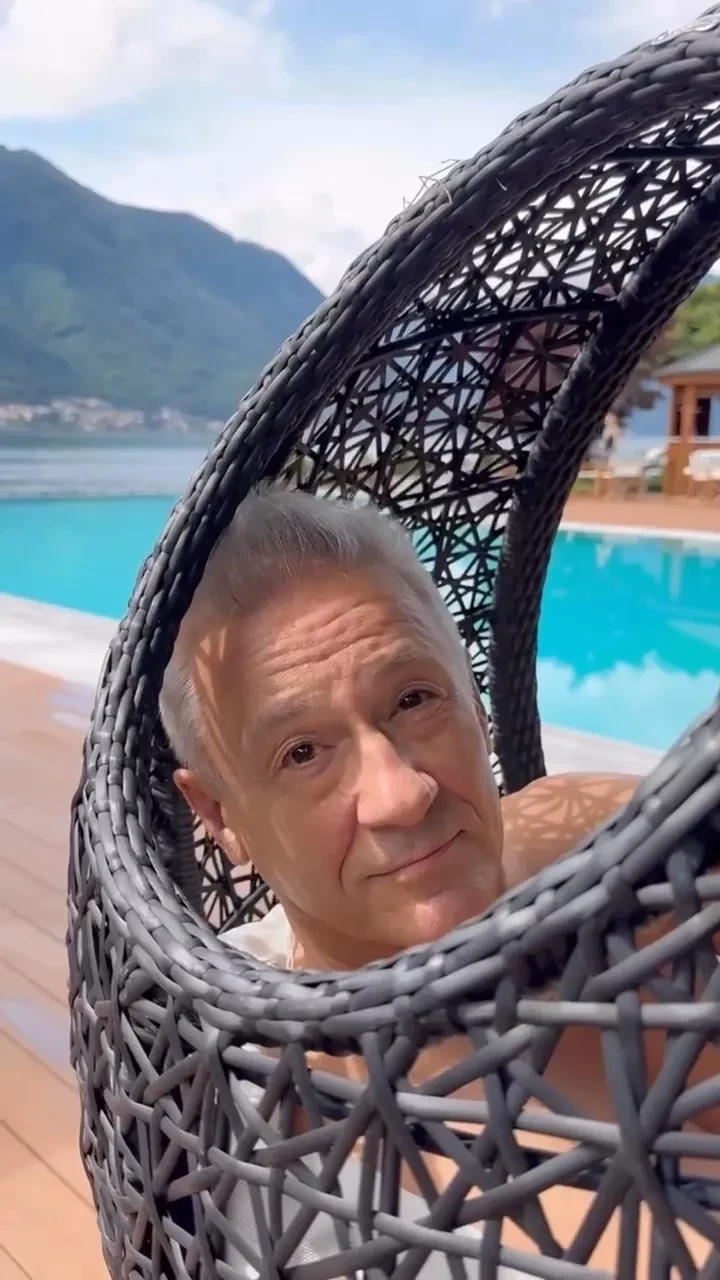 "Какая экспрессия!". Олег Меньшиков показал, как отдыхает в Италии, а Алла Пугачёва прокомментировала его видео