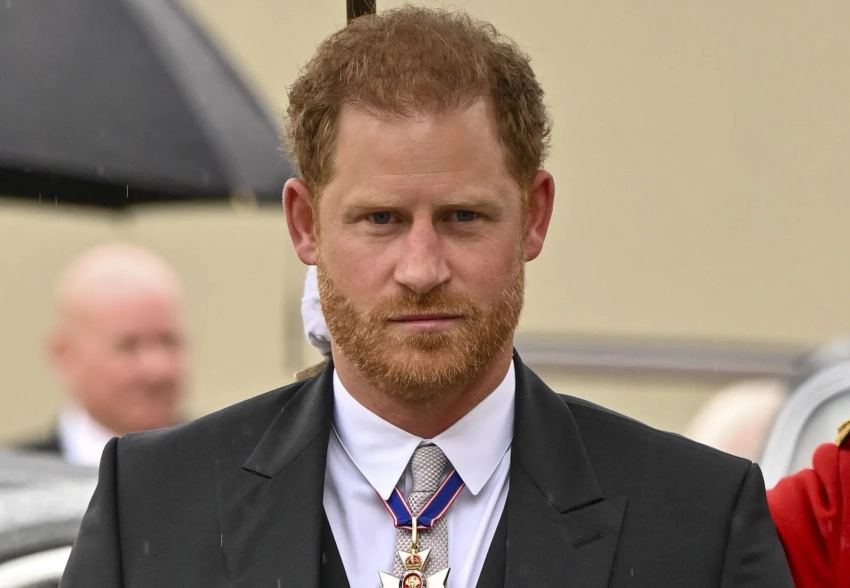 Новый шаг к примирению с семьёй: принц Гарри повторил маршрут принцессы Дианы в Африке, куда прилетел без Меган Маркл