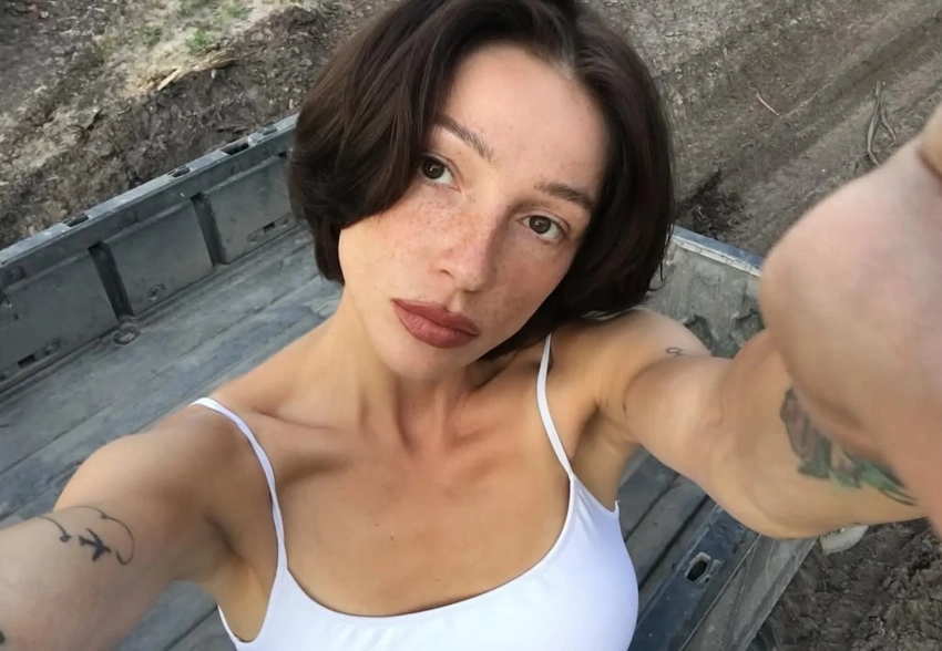 "Я пошла в церковь и исповедалась". Настя Ивлеева рассказала о жизни после "голой вечеринки"