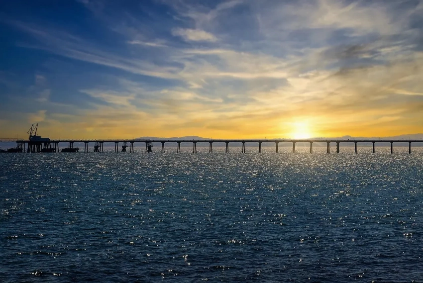 Баку наращивает сотрудничество с Киевом: Азербайджан начал поставлять Украине газ в обход России