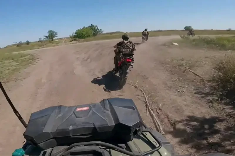 «Инфильтрация мелких групп»: Командование группировки «Днепр» ВСУ отказывается признавать прорыв обороны к востоку от Доброполья