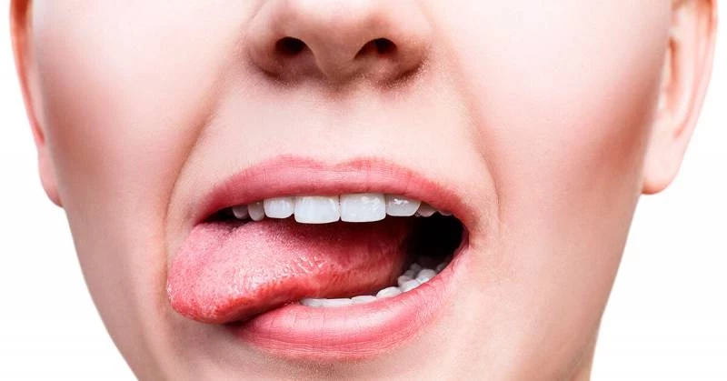 Привкус, который нельзя игнорировать: медики рассказали, что может сигнализировать о смертельной болезни