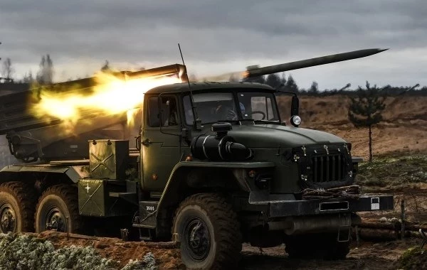 ВС РФ мощно наступают на четырёх участках Покровского направления, ведя ожесточённые бои: свежие данные на 16.08.2025