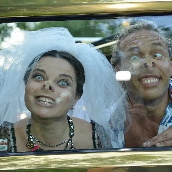 Наташа Королёва отпраздновала 22-ю годовщину свадьбы с Тарзаном и поделилась архивными фото